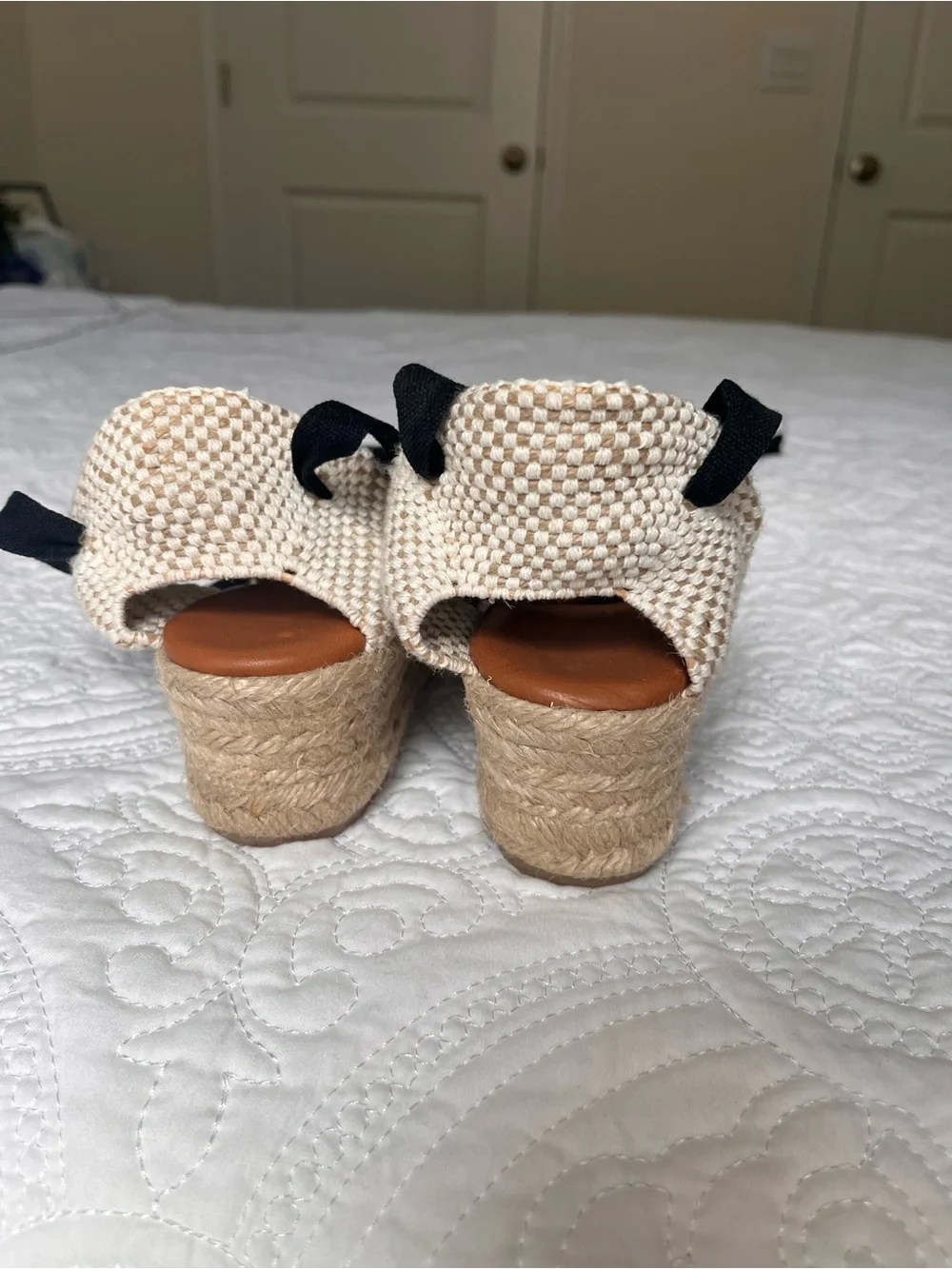 Woven Lace Tie Sandals - Black